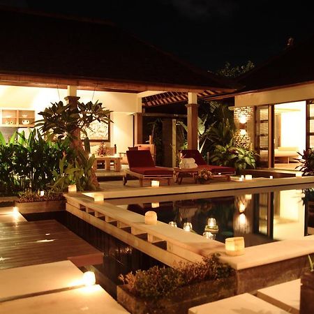 Villa Alex Семиняк Екстериор снимка